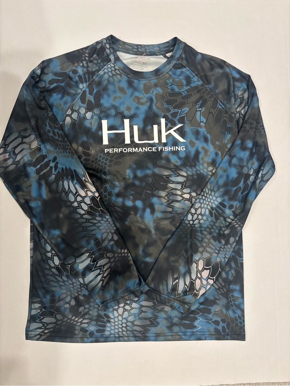 HUK Fishing Shirt Mens M Blue Kryptek Pontus Icon Camo Performance Quick Dry